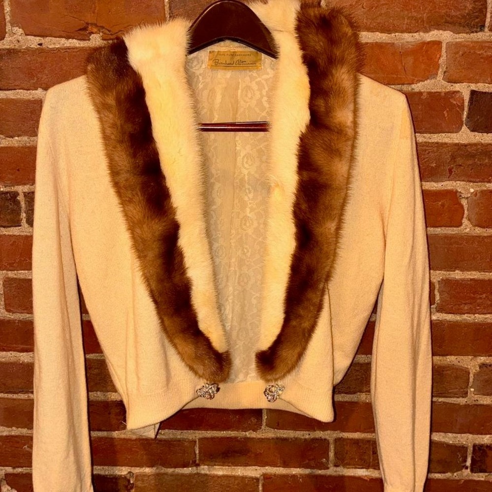 1950s Vintage Bernald Altman‎ 100% cashmere custom cream and brown cardigan